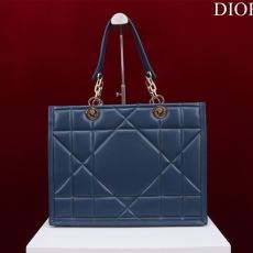 Christian Dior Shopping Bags